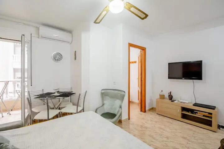 Apartamento Inteiro Acolhedor Perto Da Praia Torrevieja Exterior foto